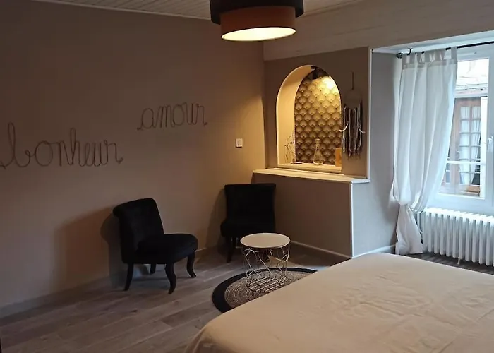 Agreable Maison Au Coeur D'un Village Classe 度假居