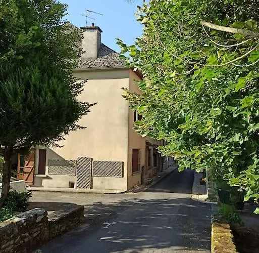 Agreable Maison Au Coeur D'un Village Classe 度假居